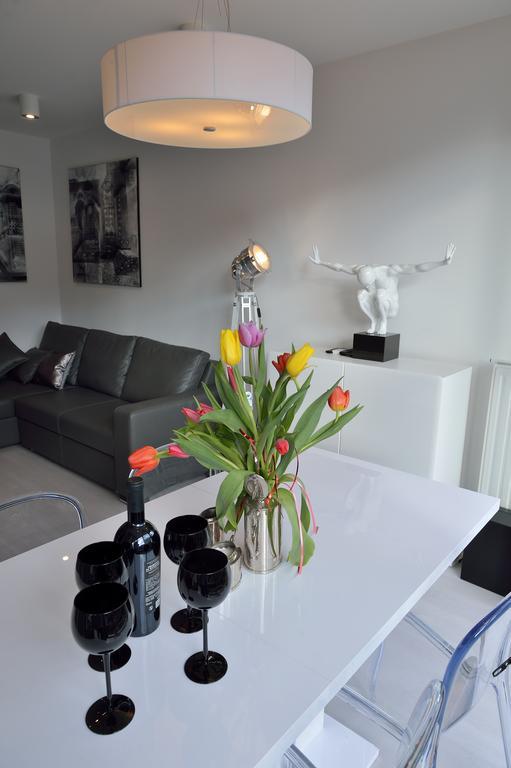 كراكوفيا Garden Apartment Cracow- Shopping Mall 1Min, Underground Parking, Family Friendly, City Center المظهر الخارجي الصورة