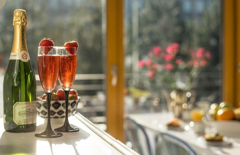 كراكوفيا Garden Apartment Cracow- Shopping Mall 1Min, Underground Parking, Family Friendly, City Center المظهر الخارجي الصورة
